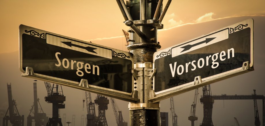 Signposts the direct way to precaution versus worries Signposts the direct way to precaution versus worries